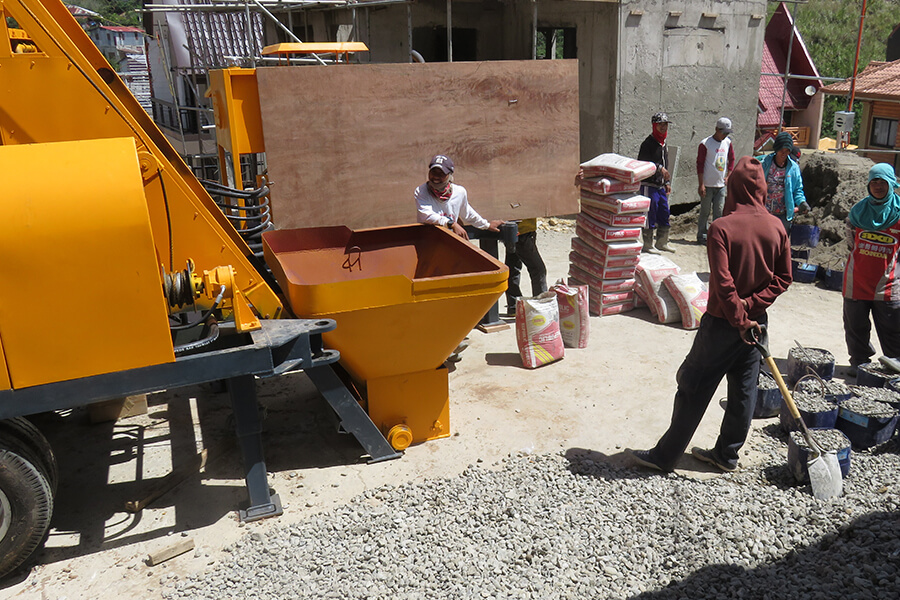 Concrete mixing pump work site-Henan Hengyuan