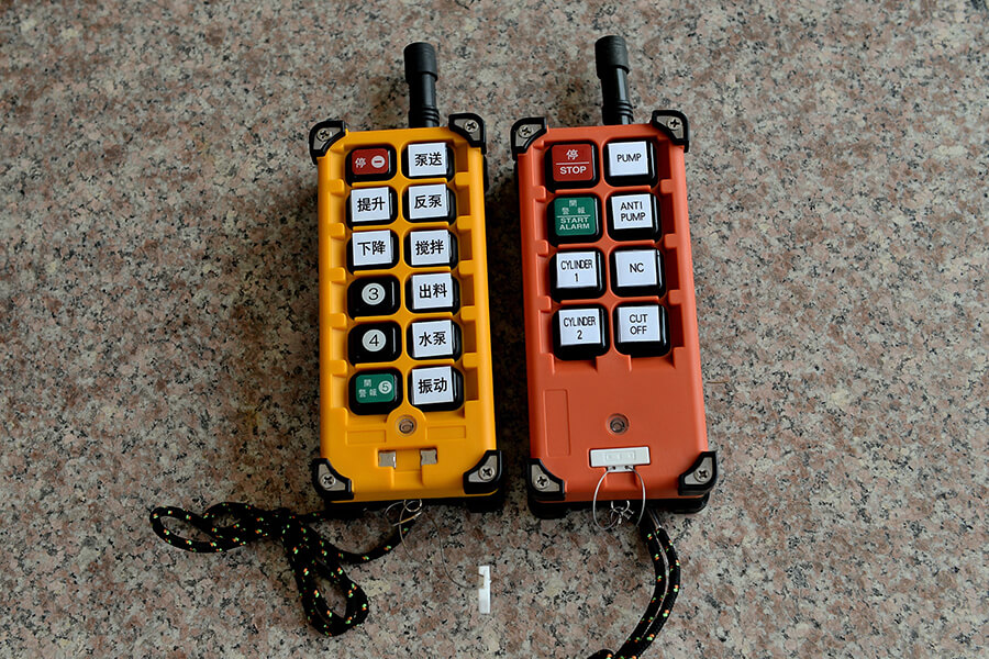 Concrete pump equipment with two control methods, remote or local-Henan Hengyuan