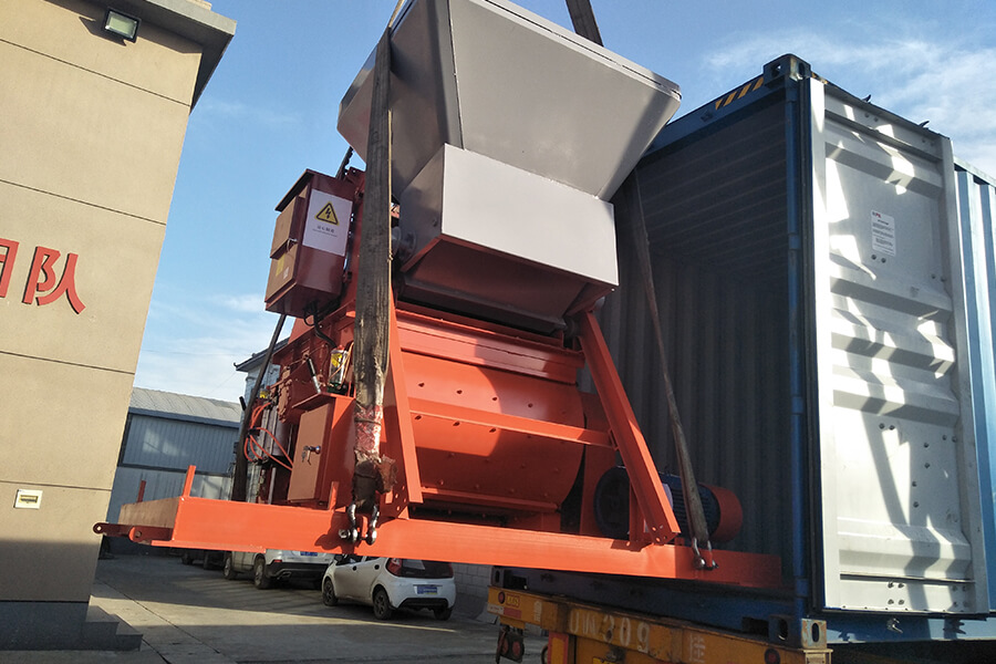 Various construction machinery, concrete mixer, cement silo delivery site-Henan Hengyuan