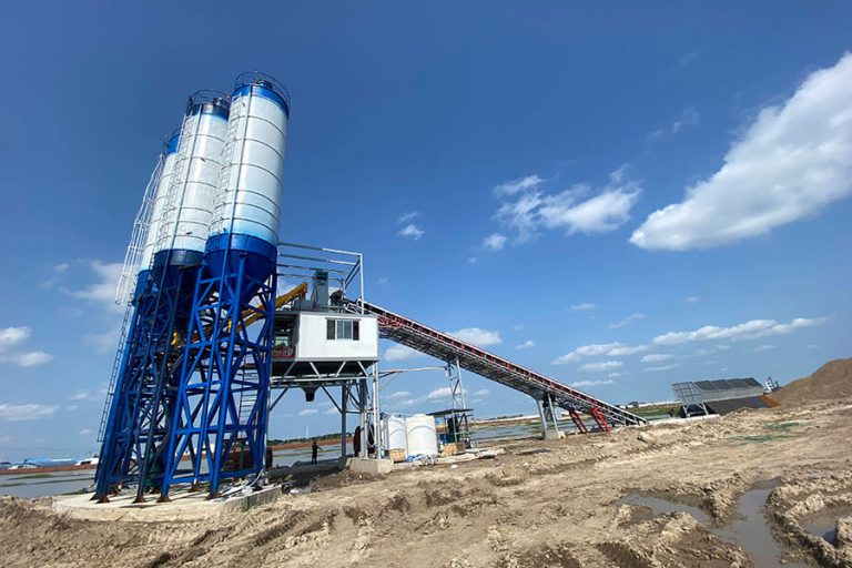 Differences between wet-mix concrete batching plants